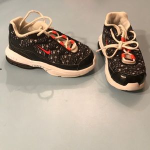 Nike little air max plus se 9c